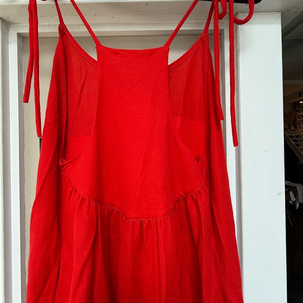 Red 'Truly Lost' Sleeveless Dress - Picture 3 of 4